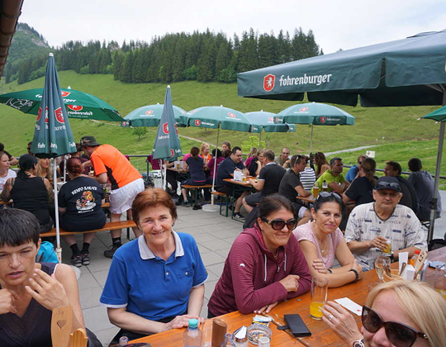 Käsknöpflepartie in Schuttannen, ein amüsanter Sommer-Event 2019