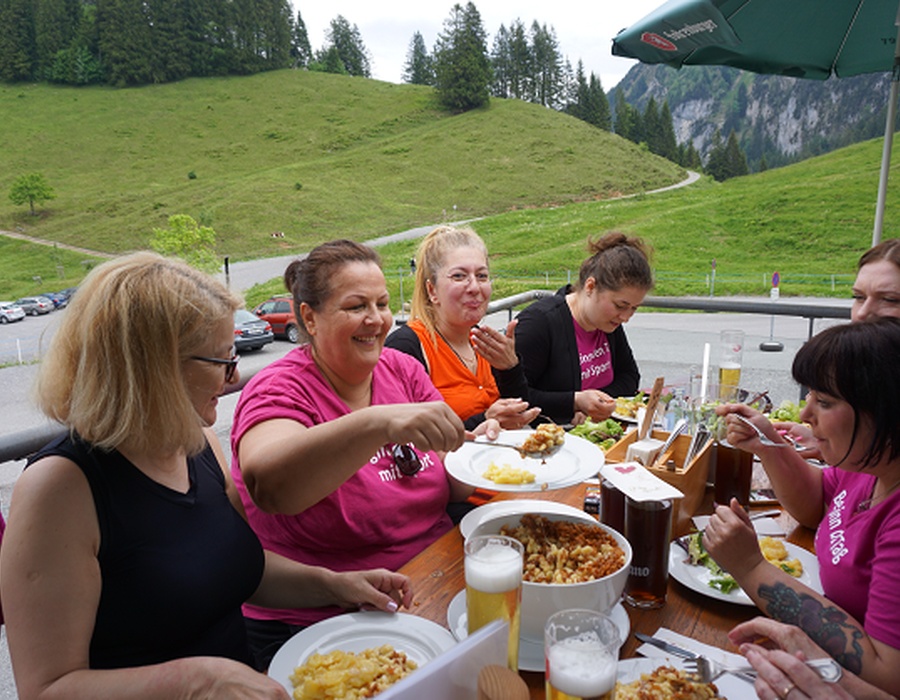 Käsknöpflepartie in Schuttannen, ein amüsanter Sommer-Event 2019